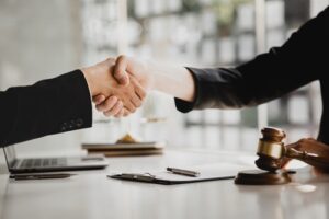 benefits of hiring a lawyer